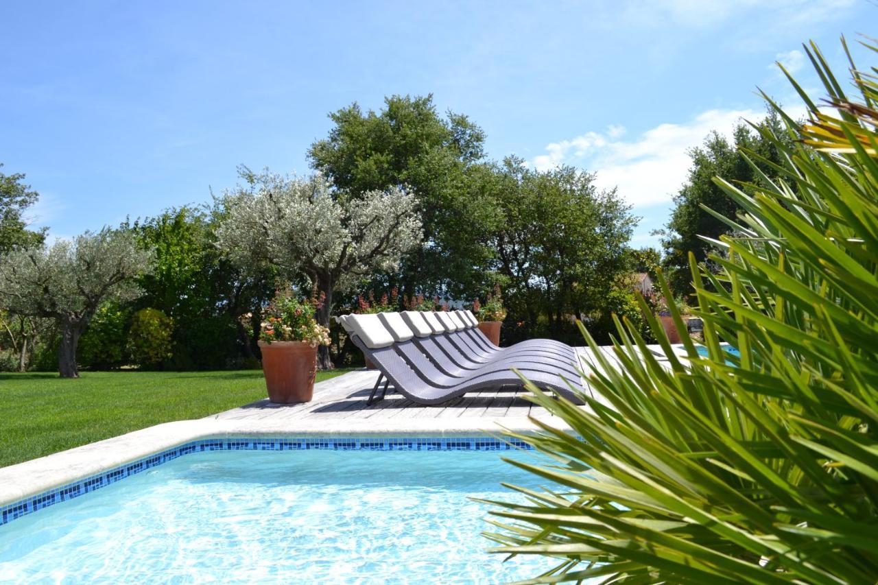 Le Bouquet De L Aromate Bed and Breakfast Joucas Eksteriør billede